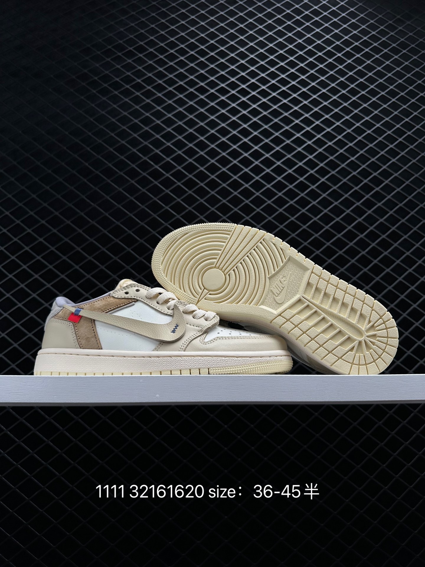 Off-White x  Air Jordan 1 Low OG